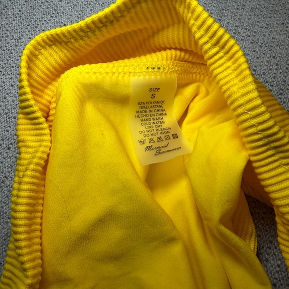 SHEIN Yellow Ribbed High-Cut Bikini Bottom - Picture 4 of 5